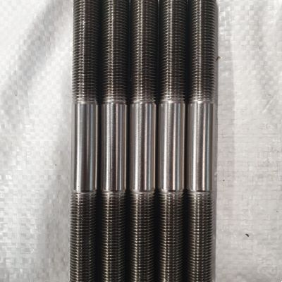 Stainless steel threaded studs